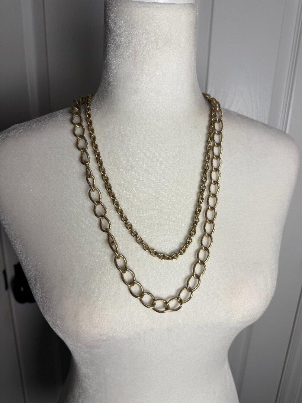 Vintage Gold Tone Heavy Thick & Thin Chain Layered Necklace Set